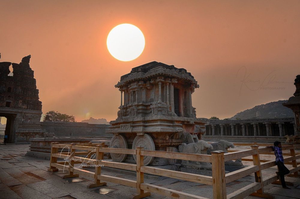 Stone chariot of the Vithala Temple Complex in Hampi